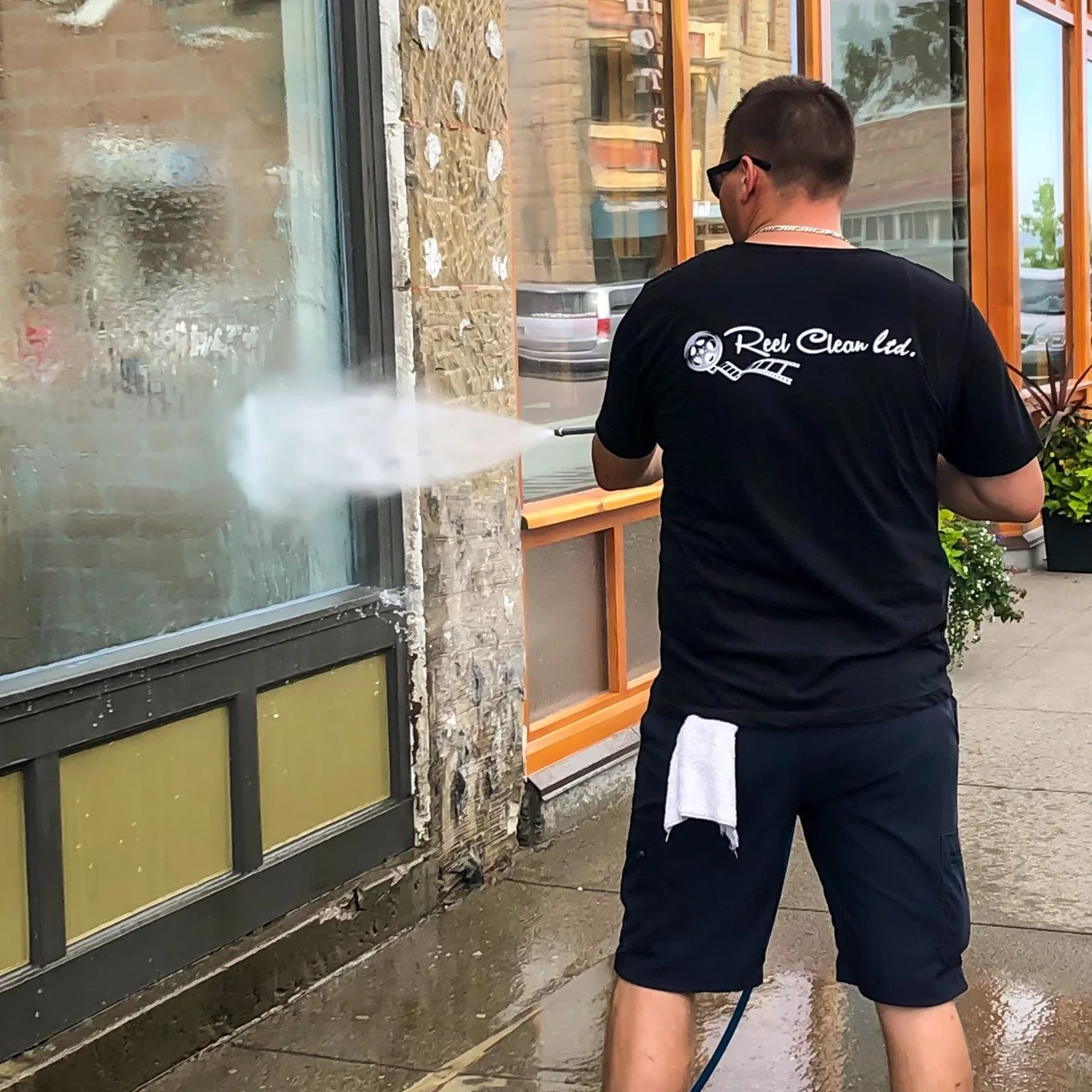 building-pressure-washing