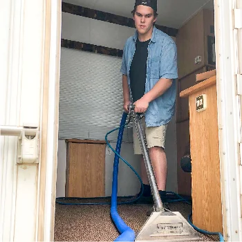 star-trailer-cleaning